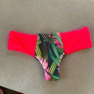 SAVAGE SWIM, Nova bikini bottom